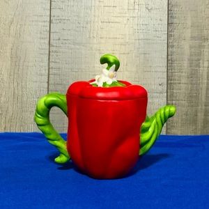 AVON 1996 SEASON'S HARVEST MINIATURE TEAPOT COLLECTION "RED PEPPER"
